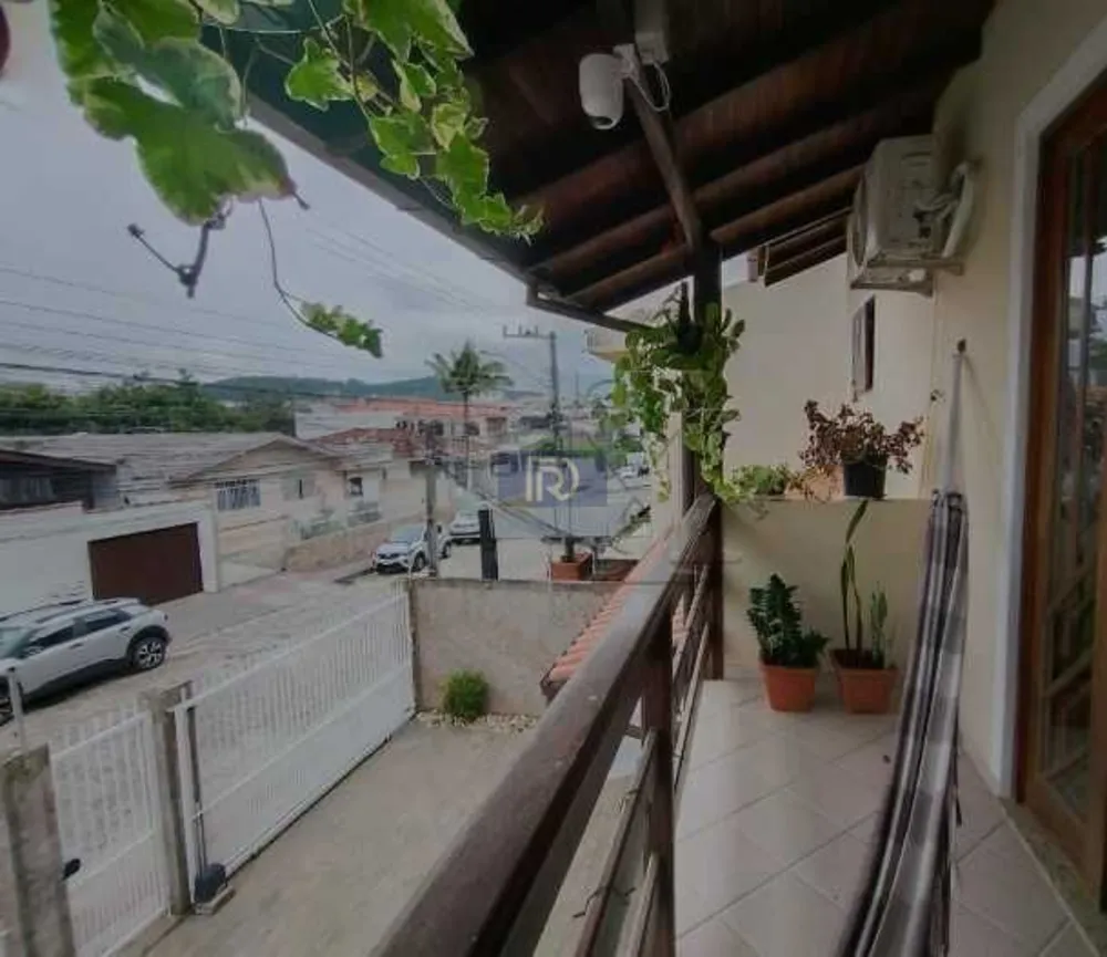 Casa, 4 quartos, 205 m² - Foto 2