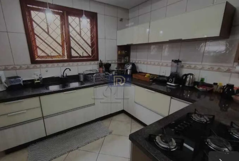Casa, 4 quartos, 205 m² - Foto 11