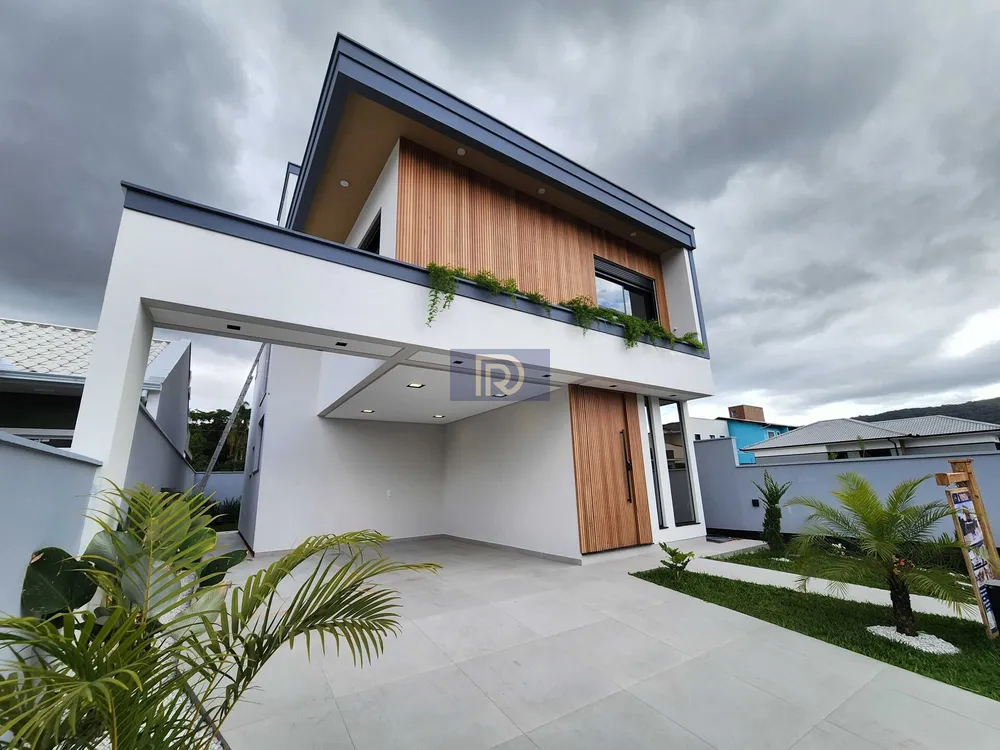 Casa, 3 quartos, 137 m² - Foto 1