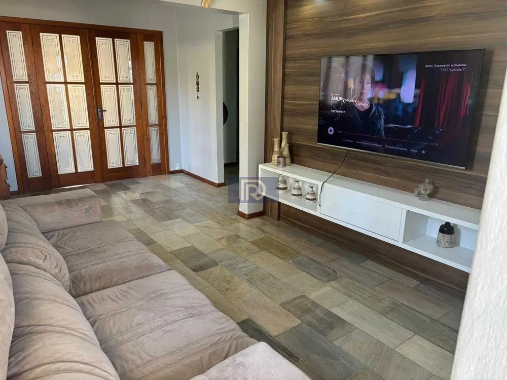 Casa, 4 quartos, 150 m² - Foto 1