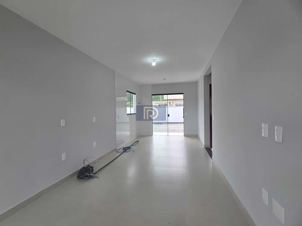 Casa, 2 quartos, 67 m² - Foto 1