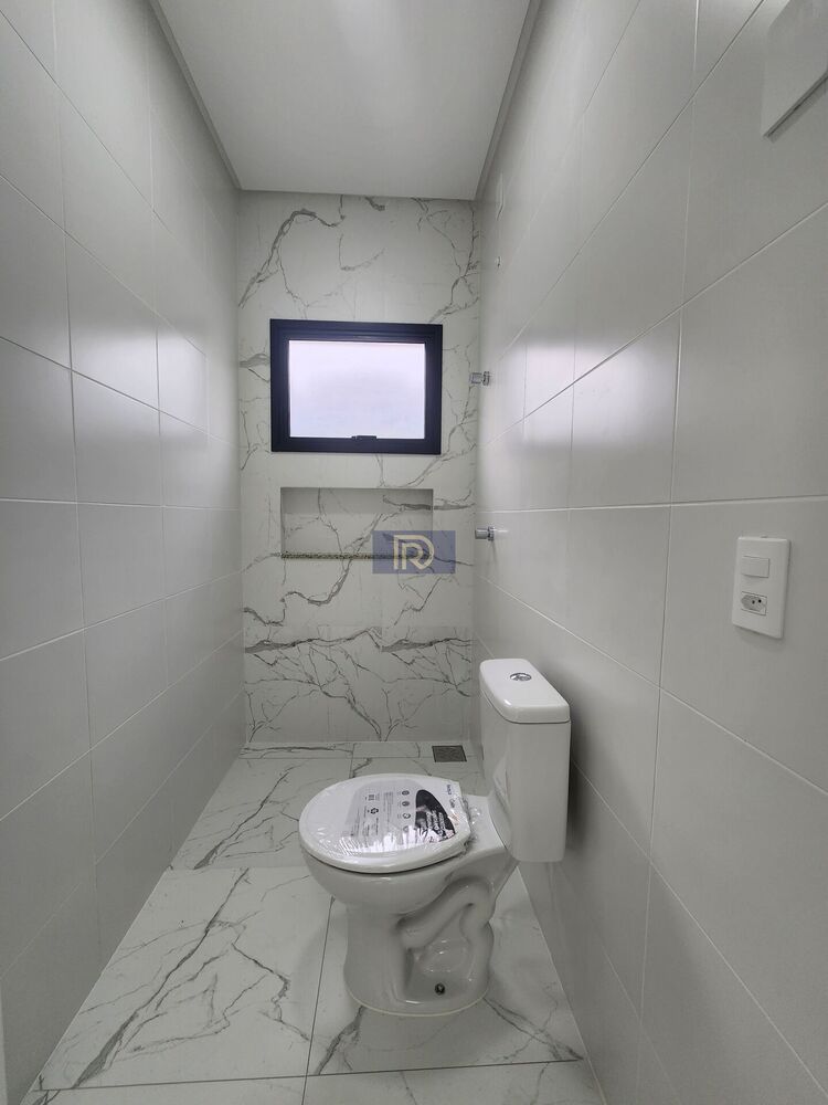 Casa à venda com 2 quartos, 56m² - Foto 3