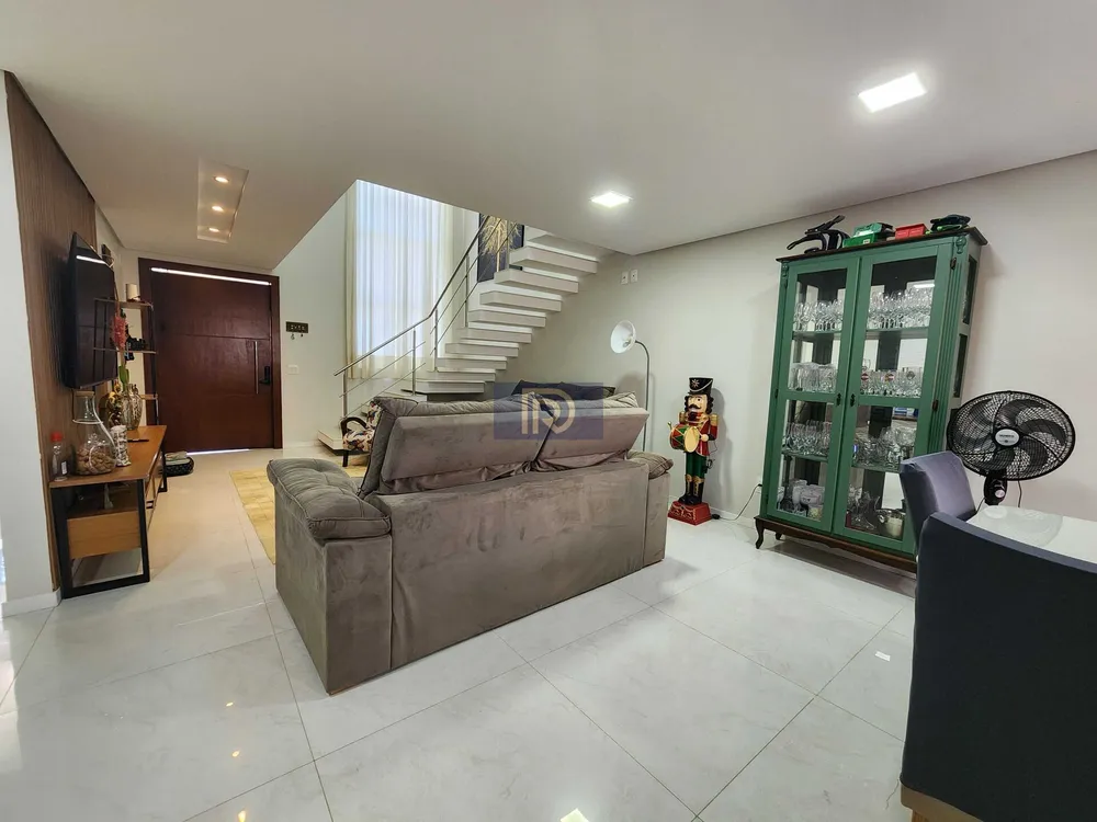 Casa, 4 quartos, 300 m² - Foto 4