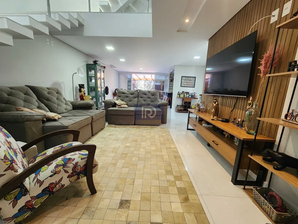 Casa, 4 quartos, 300 m² - Foto 2