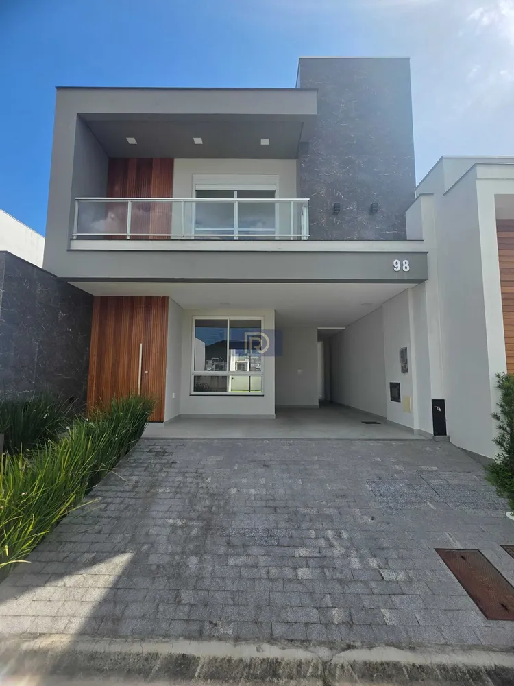 Casa, 3 quartos, 180 m² - Foto 1
