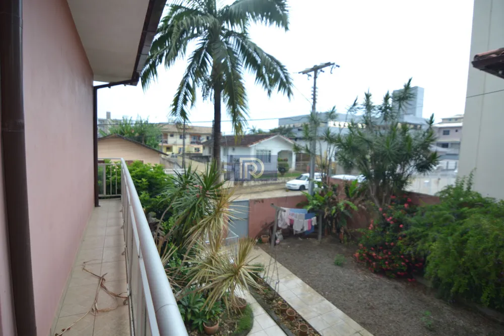 Casa, 7 quartos, 250 m² - Foto 8