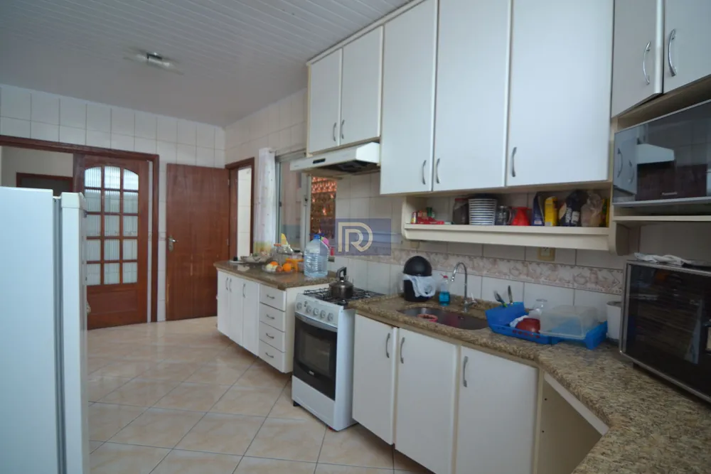Casa, 7 quartos, 250 m² - Foto 4