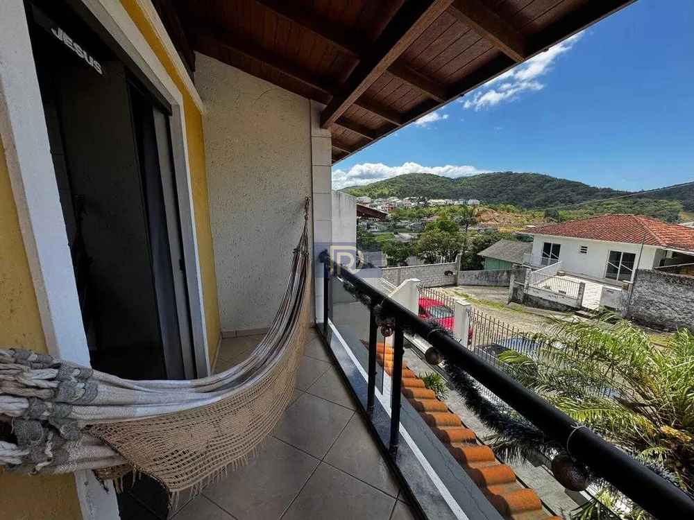 Casa, 4 quartos, 200 m² - Foto 2