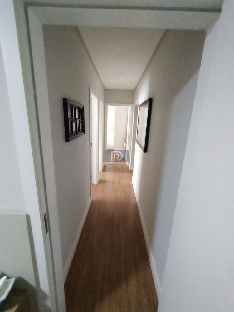 Casa à venda com 3 quartos, 180m² - Foto 4