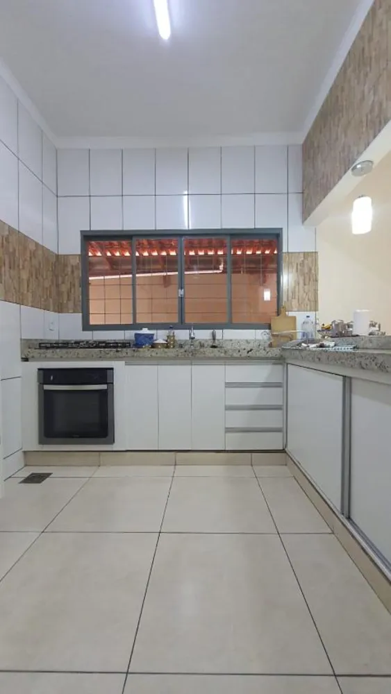 Casa, 1 quarto, 210 m² - Foto 3
