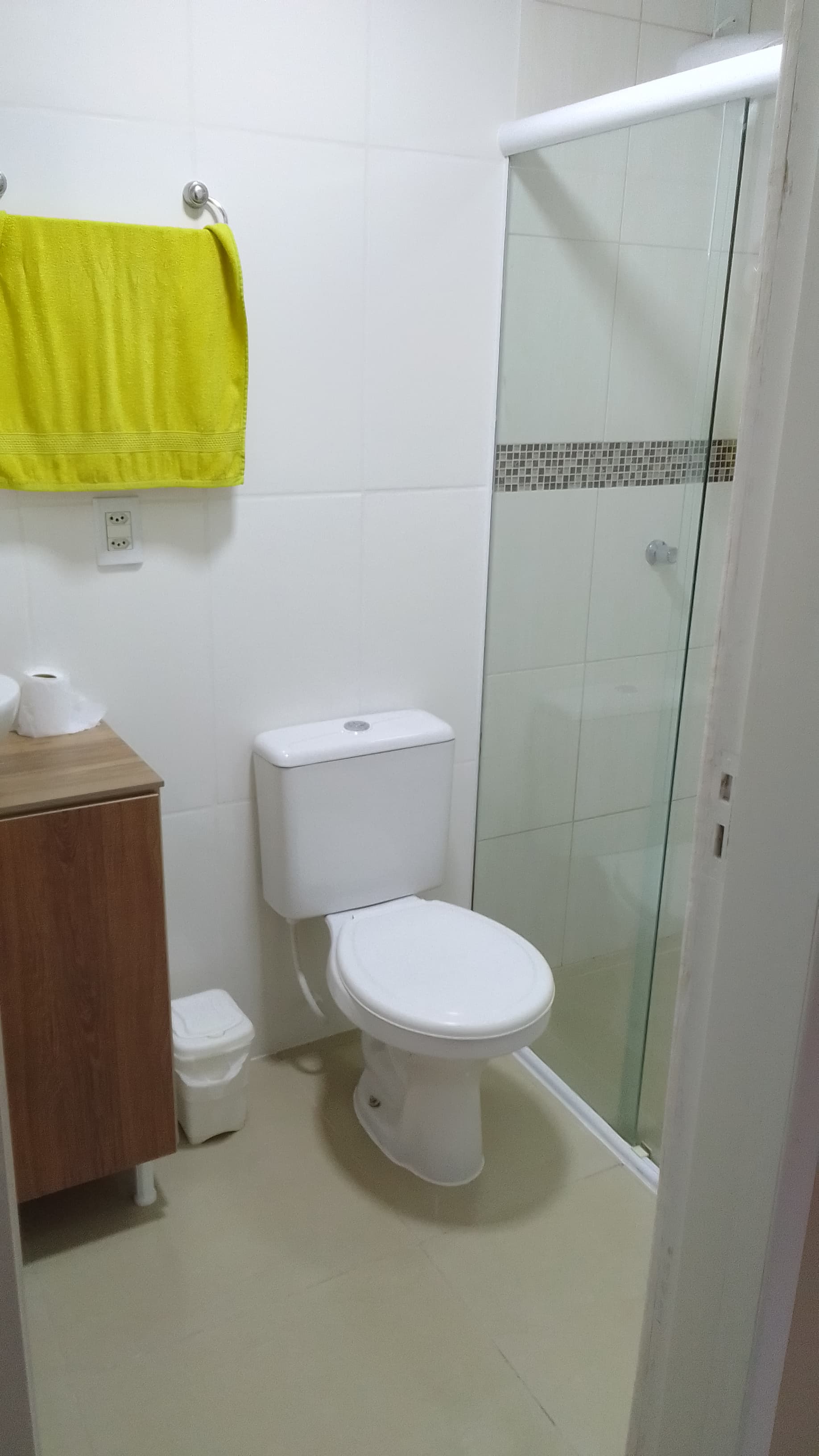 Casa à venda com 2 quartos, 100m² - Foto 2