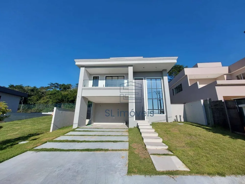 Casa, 4 quartos, 227 m² - Foto 1