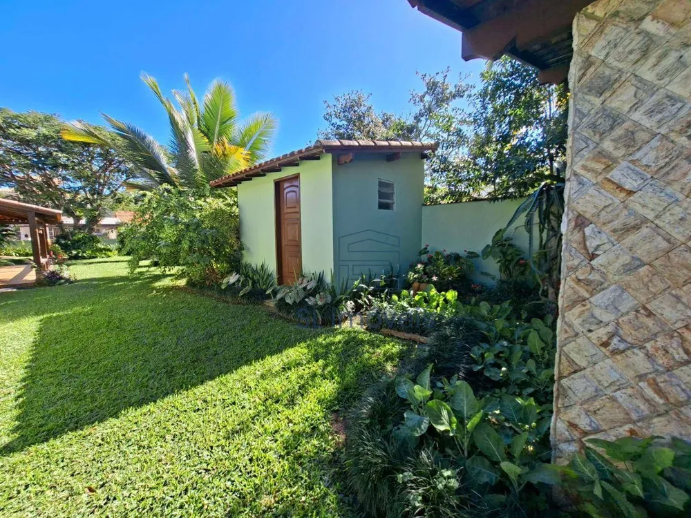 Casa, 4 quartos, 240 m² - Foto 32