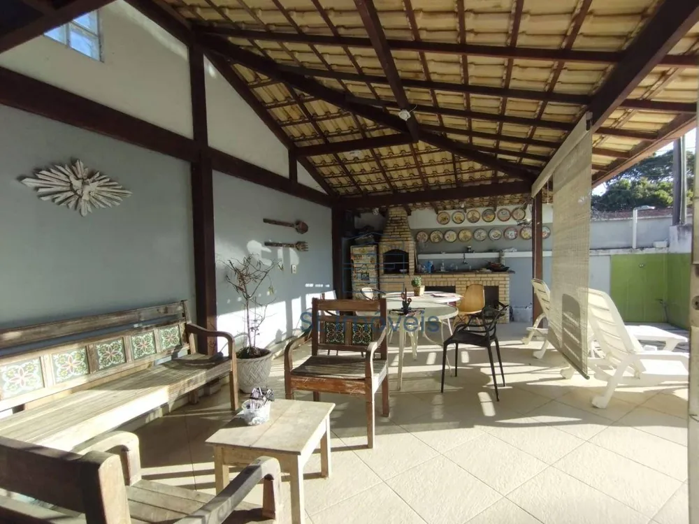Casa, 6 quartos, 227 m² - Foto 8