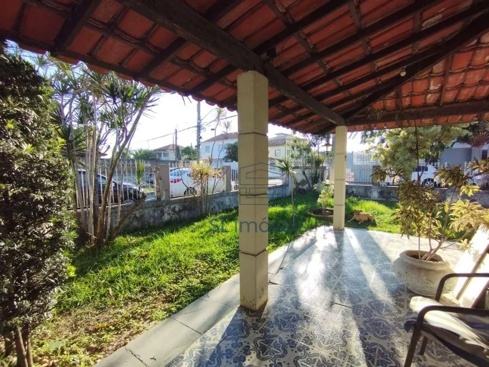 Casa, 6 quartos, 227 m² - Foto 2
