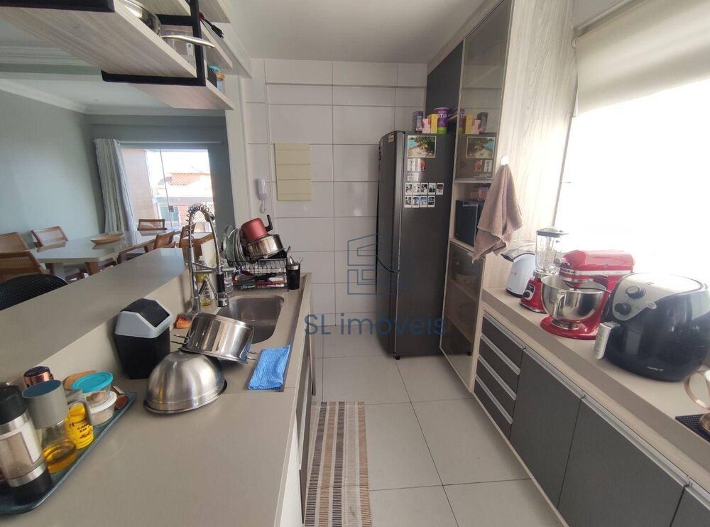 Apartamento à venda com 3 quartos, 94m² - Foto 5