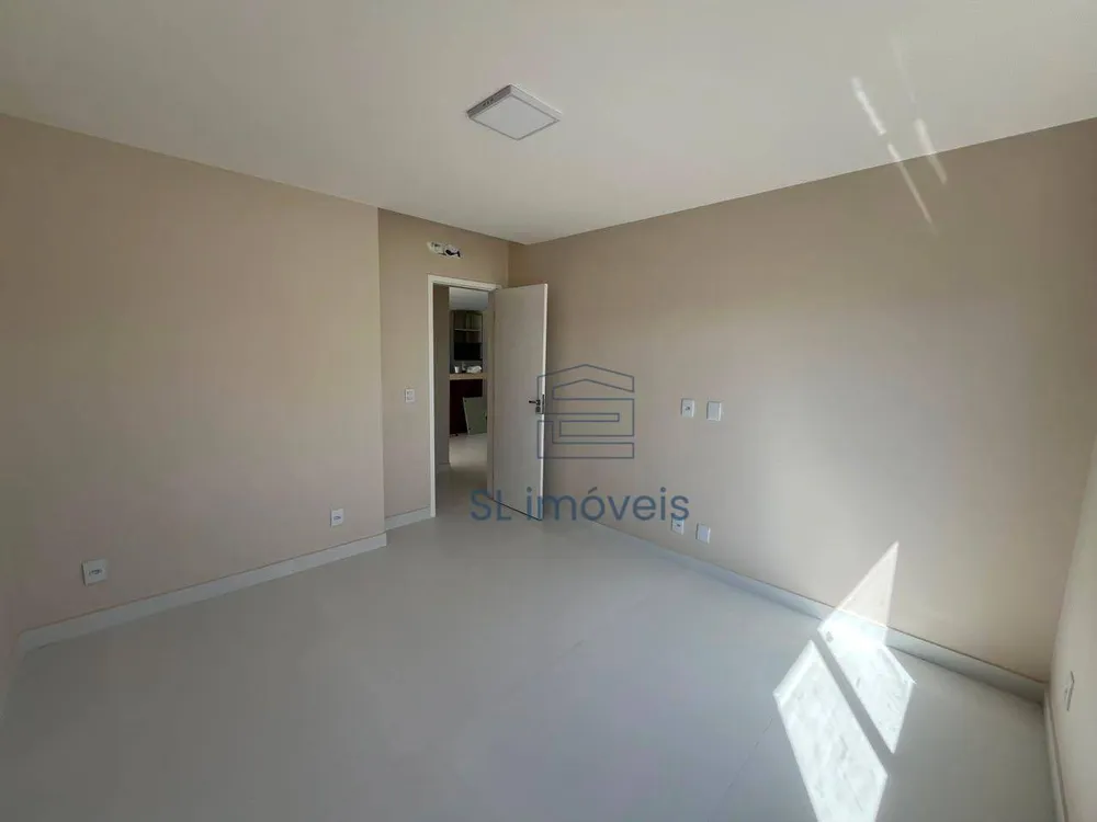Casa, 3 quartos, 240 m² - Foto 15