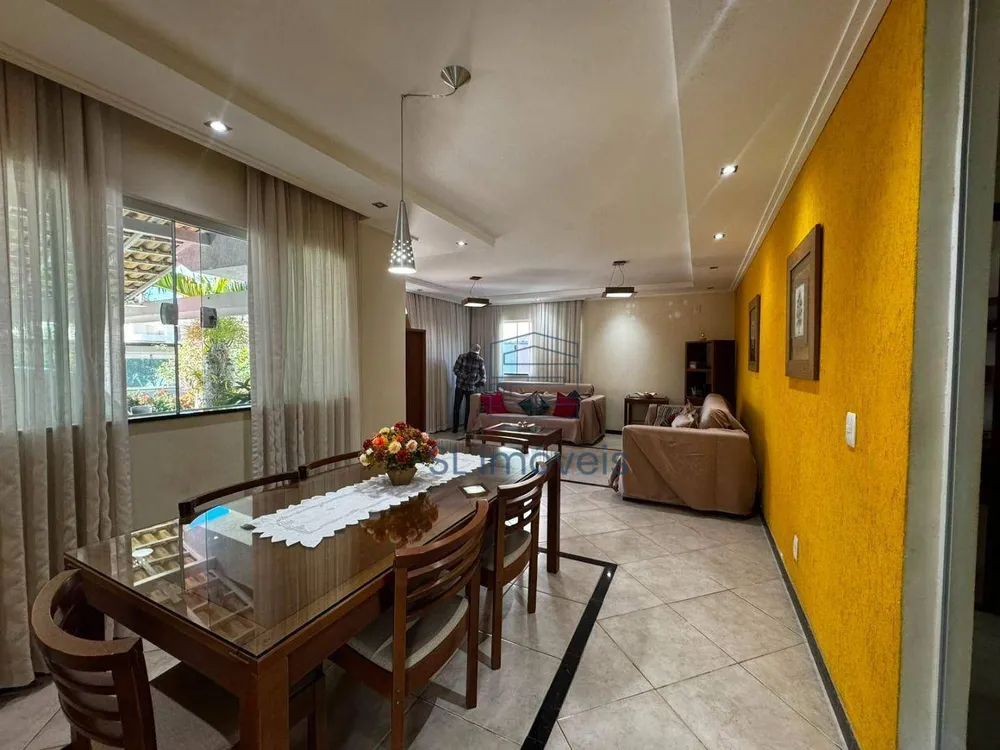 Casa, 5 quartos, 270 m² - Foto 9