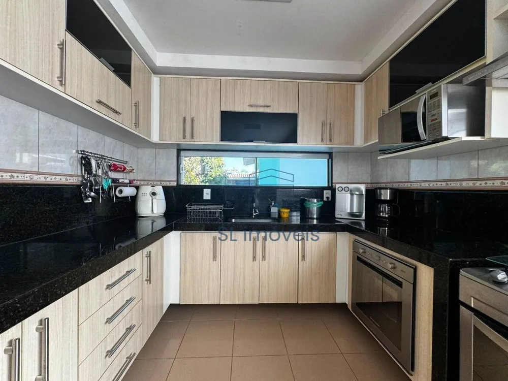 Casa, 5 quartos, 270 m² - Foto 16