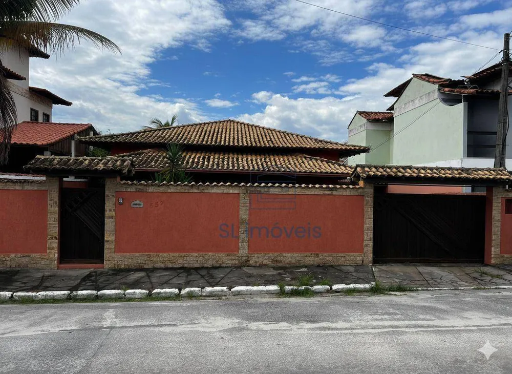 Casa, 4 quartos, 208 m² - Foto 1