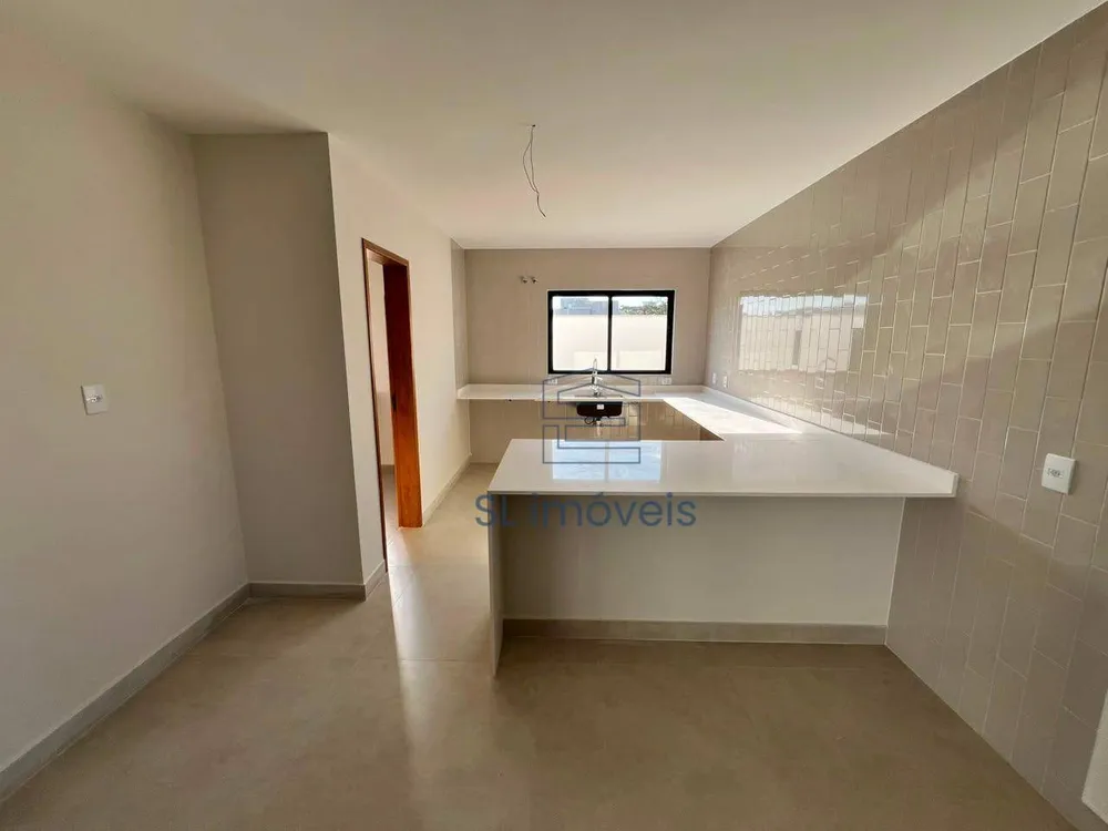 Casa, 4 quartos, 230 m² - Foto 11