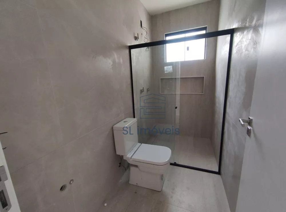 Casa, 4 quartos, 270 m² - Foto 32