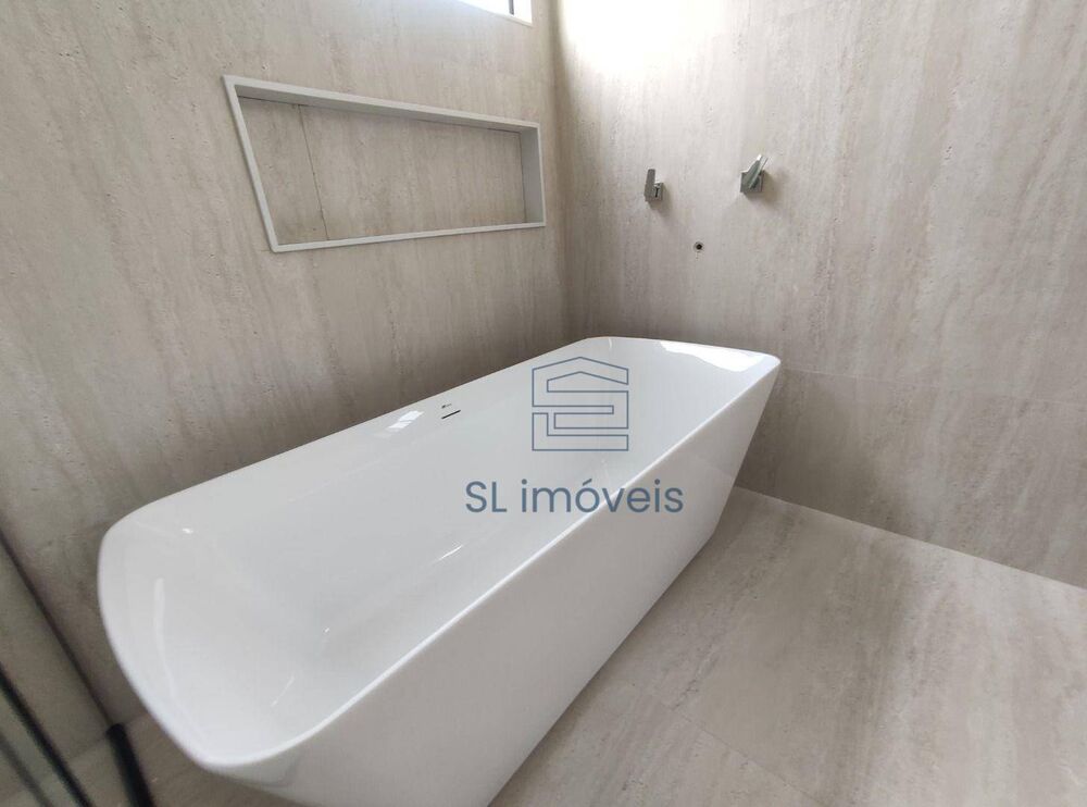 Casa à venda com 4 quartos, 270m² - Foto 12