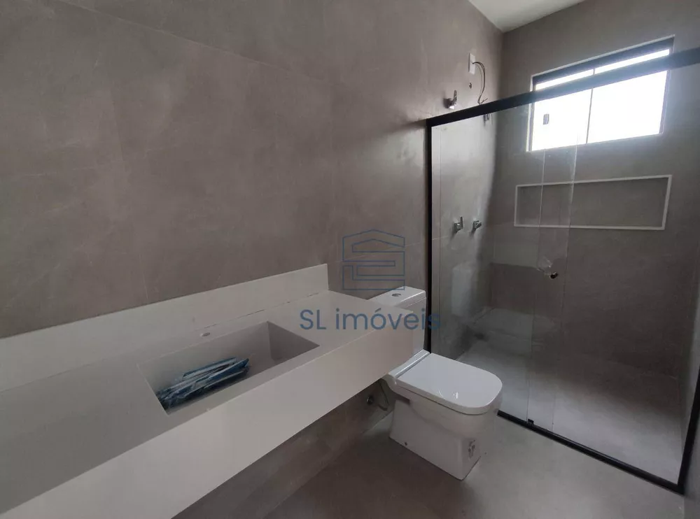 Casa, 4 quartos, 270 m² - Foto 35