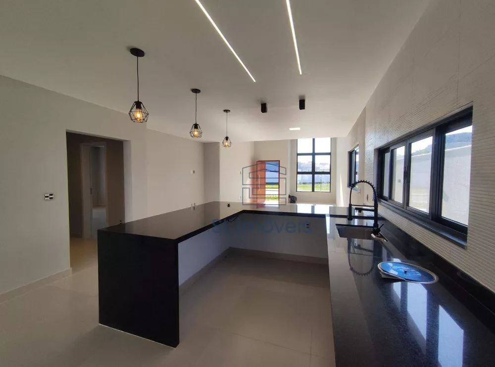 Casa, 3 quartos, 210 m² - Foto 9