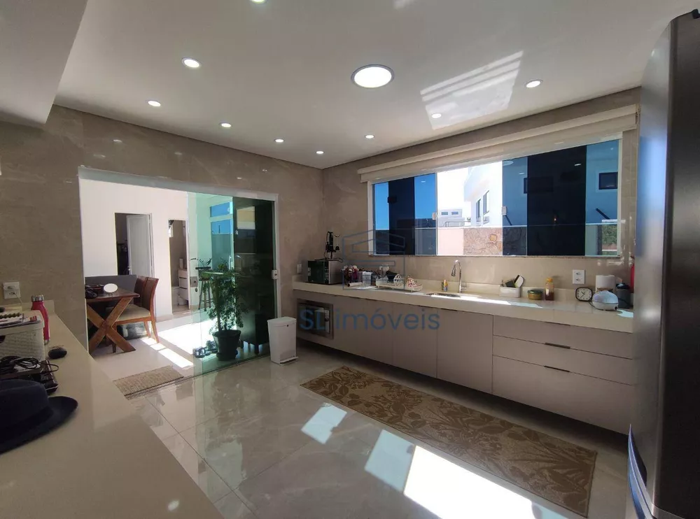 Casa, 3 quartos, 208 m² - Foto 10