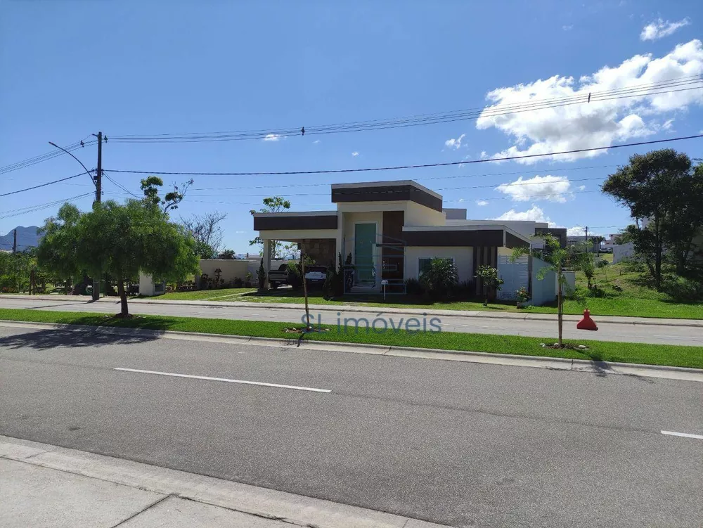 Casa, 3 quartos, 208 m² - Foto 4