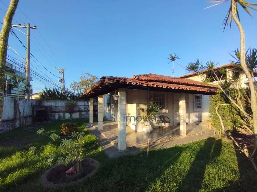 Casa, 6 quartos, 227 m² - Foto 1