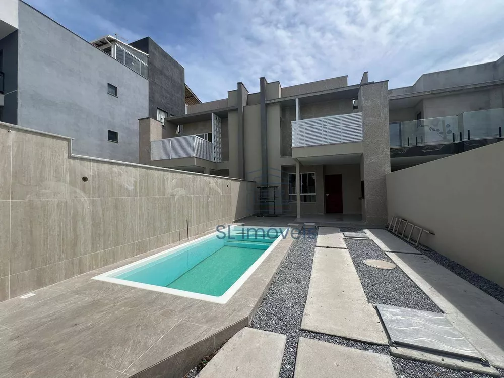 Casa, 4 quartos, 192 m² - Foto 1