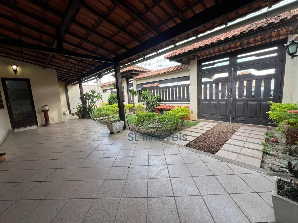 Casa, 5 quartos, 334 m² - Foto 3