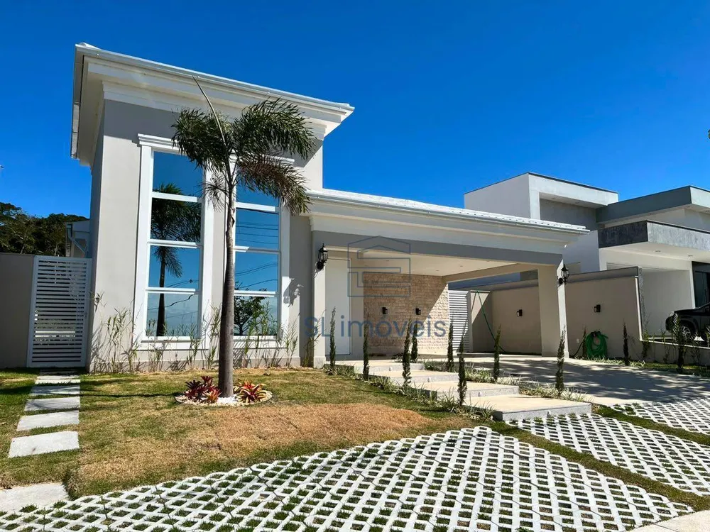 Casa, 3 quartos, 217 m² - Foto 1