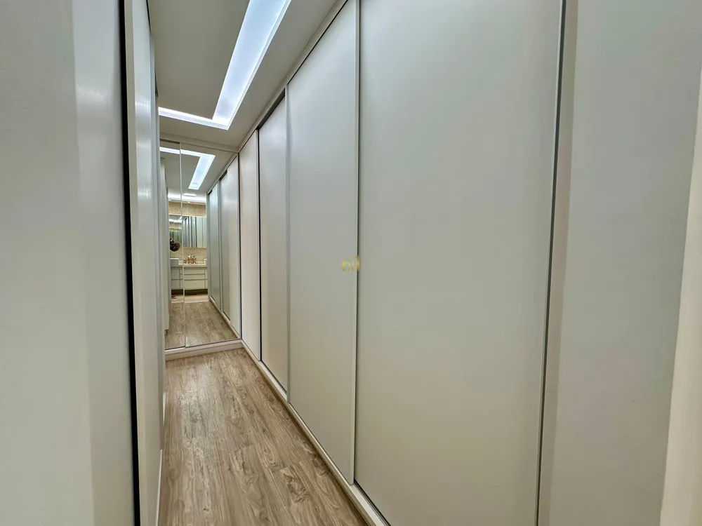 Apartamento, 4 quartos, 221 m² - Foto 1