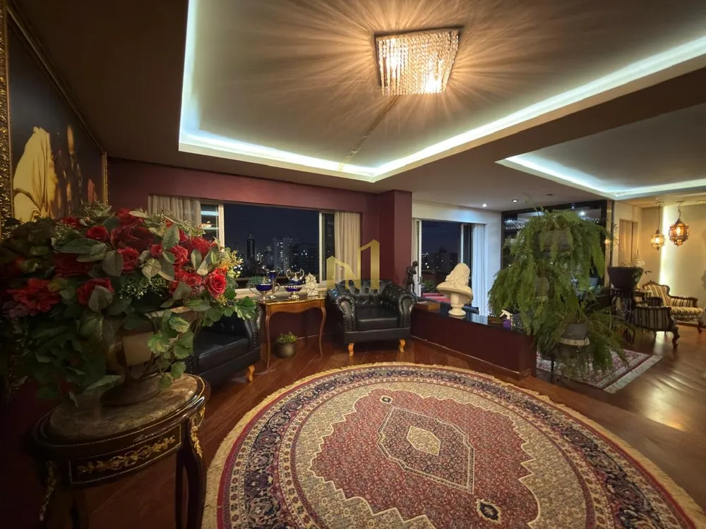 Cobertura, 3 quartos, 217 m² - Foto 4