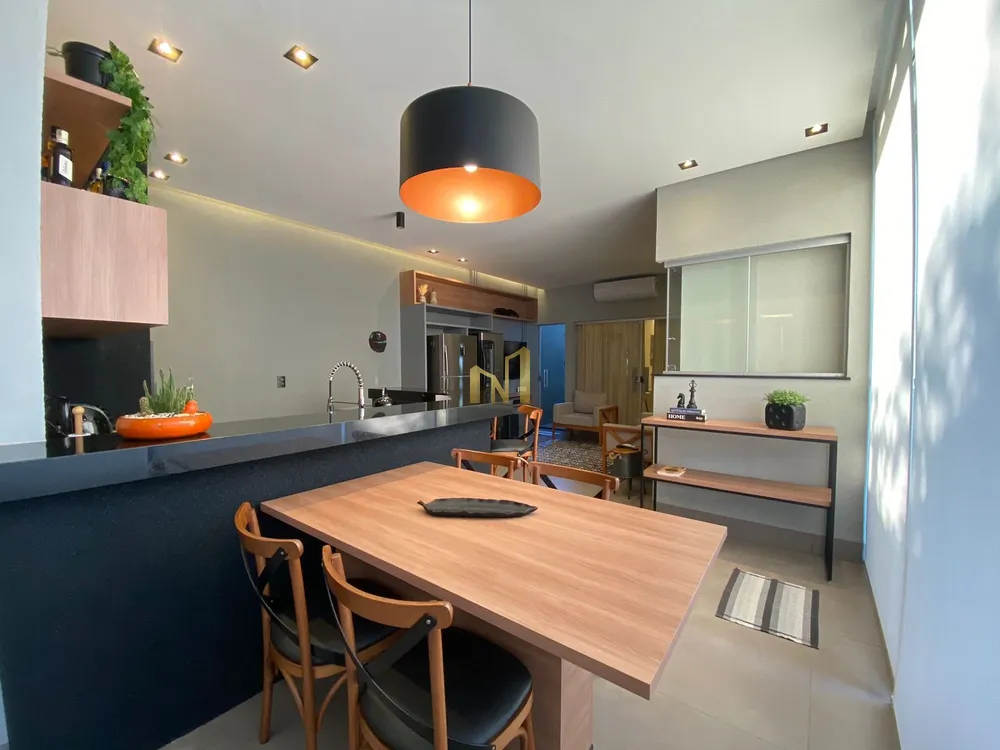 Casa, 3 quartos, 234 m² - Foto 3