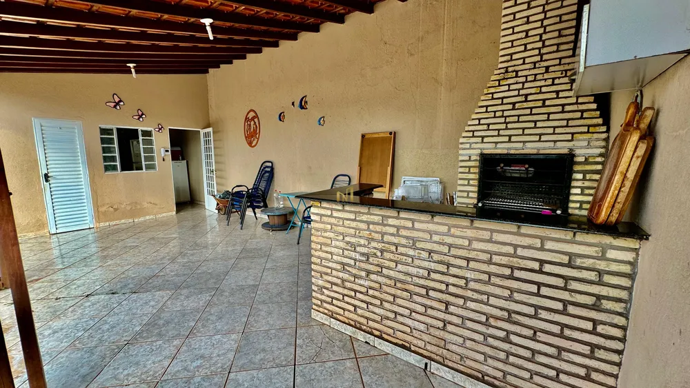 Casa, 3 quartos, 236 m² - Foto 1