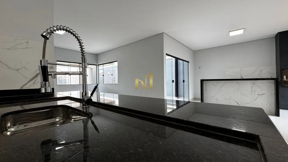 Casa, 3 quartos, 187 m² - Foto 2