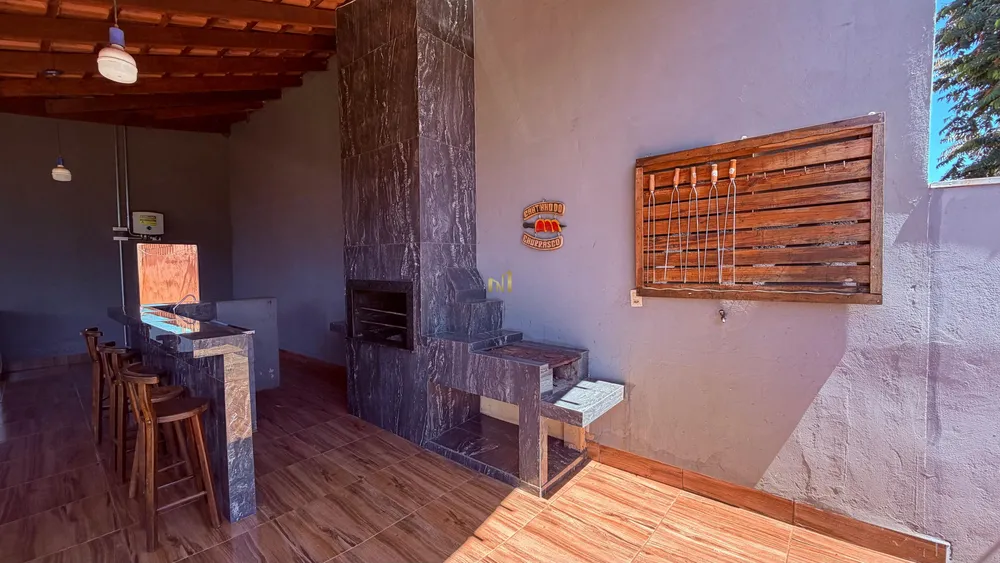 Casa, 3 quartos, 1000 m² - Foto 1