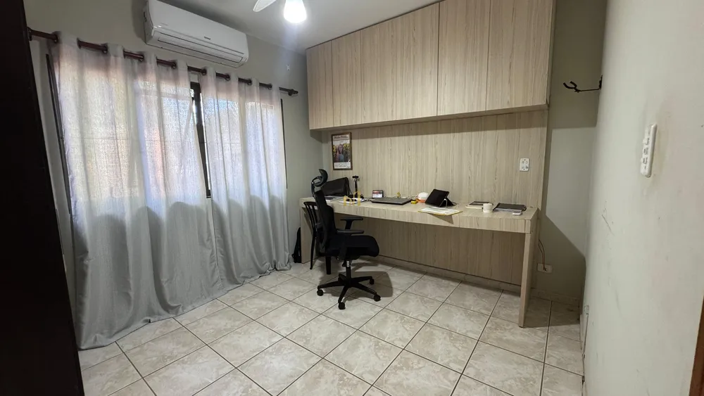 Casa, 3 quartos, 242 m² - Foto 3