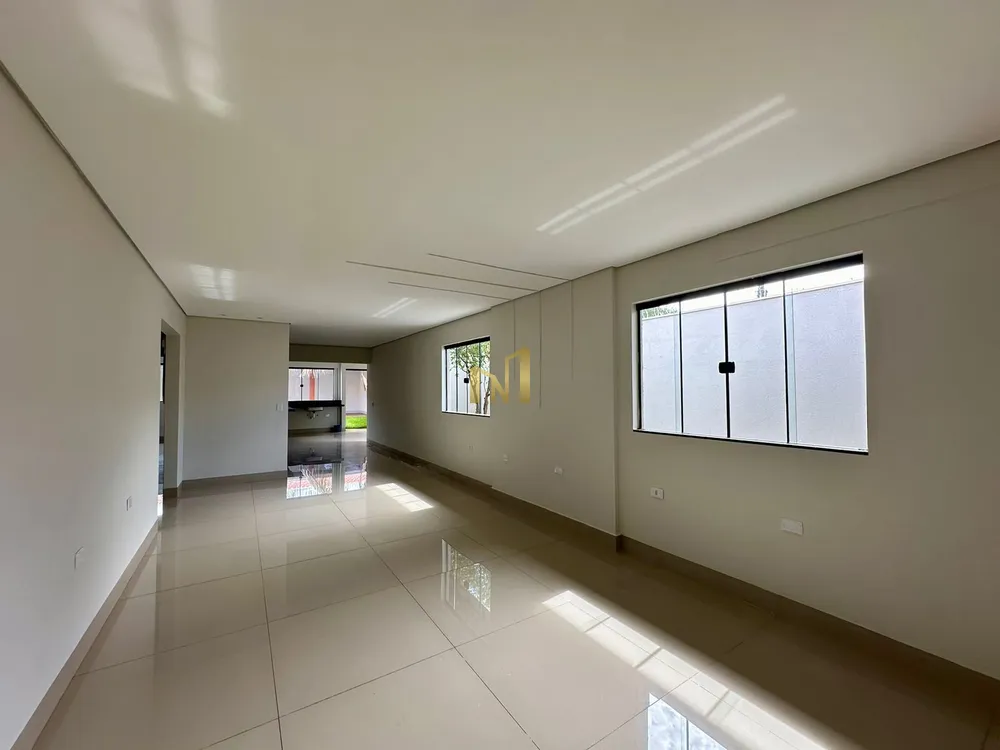 Casa, 3 quartos, 280 m² - Foto 1