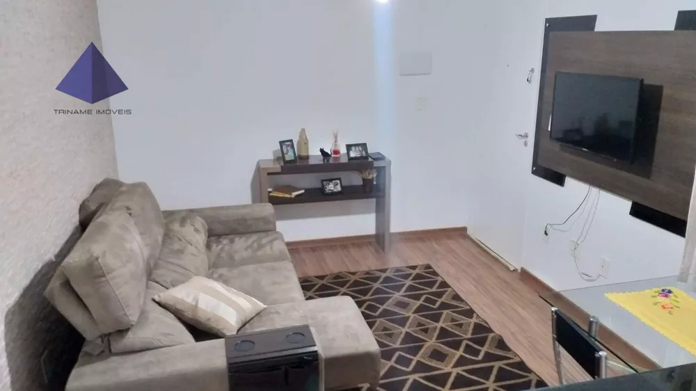 Apartamento à venda com 2 quartos, 45m² - Foto 1