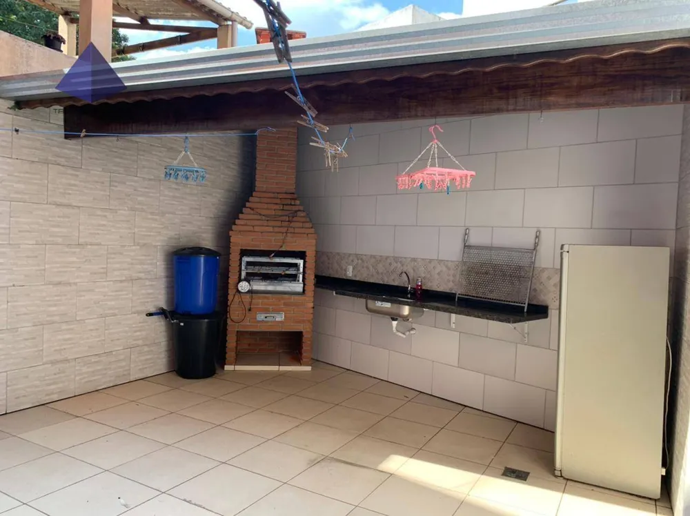Casa, 3 quartos, 279 m² - Foto 1