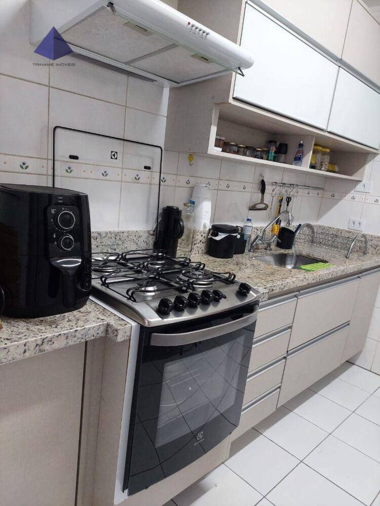 Apartamento à venda com 3 quartos, 92m² - Foto 2