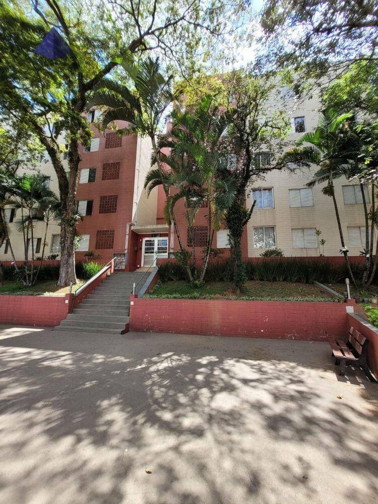 Apartamento à venda com 3 quartos, 72m² - Foto 2