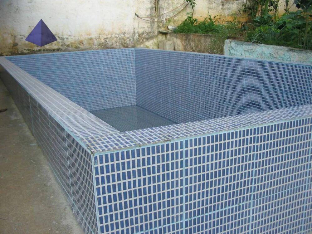 Casa, 4 quartos, 145 m² - Foto 1