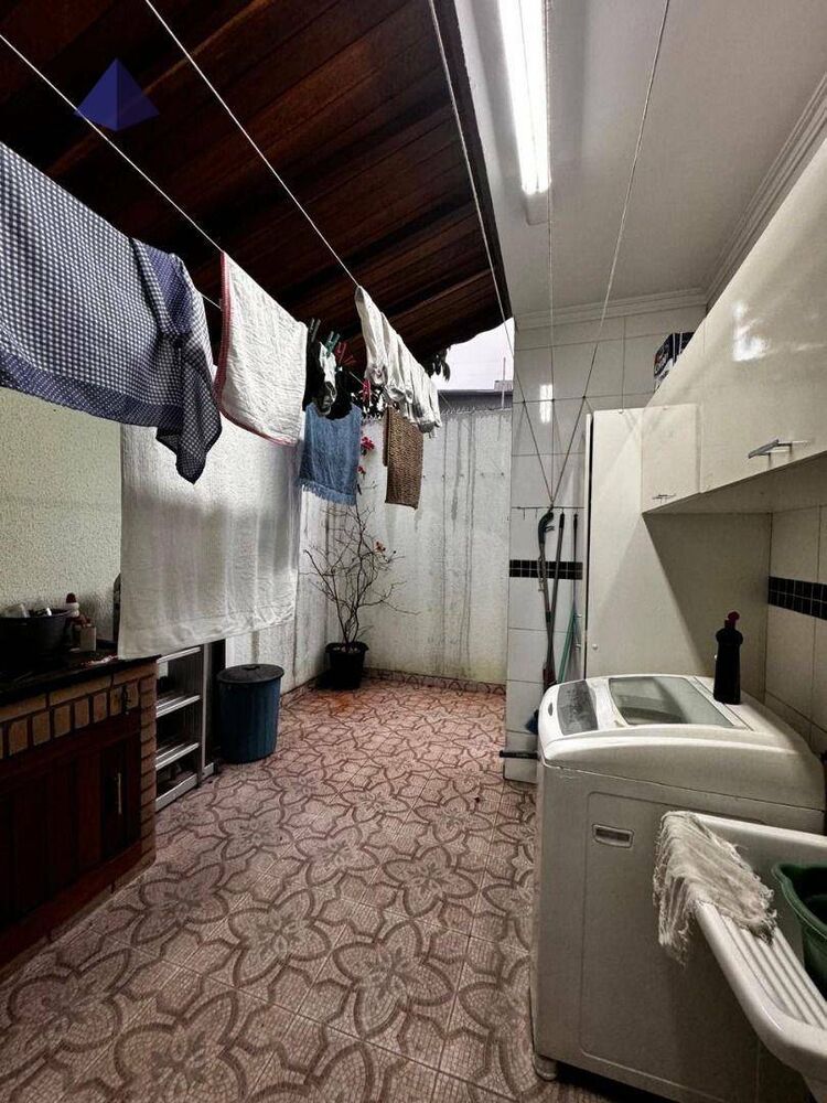 Sobrado, 3 quartos, 160 m² - Foto 1