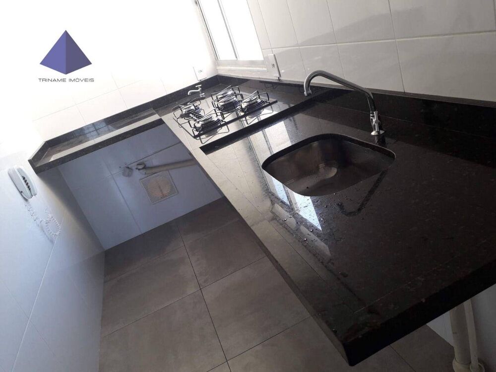 Apartamento à venda com 2 quartos, 39m² - Foto 2